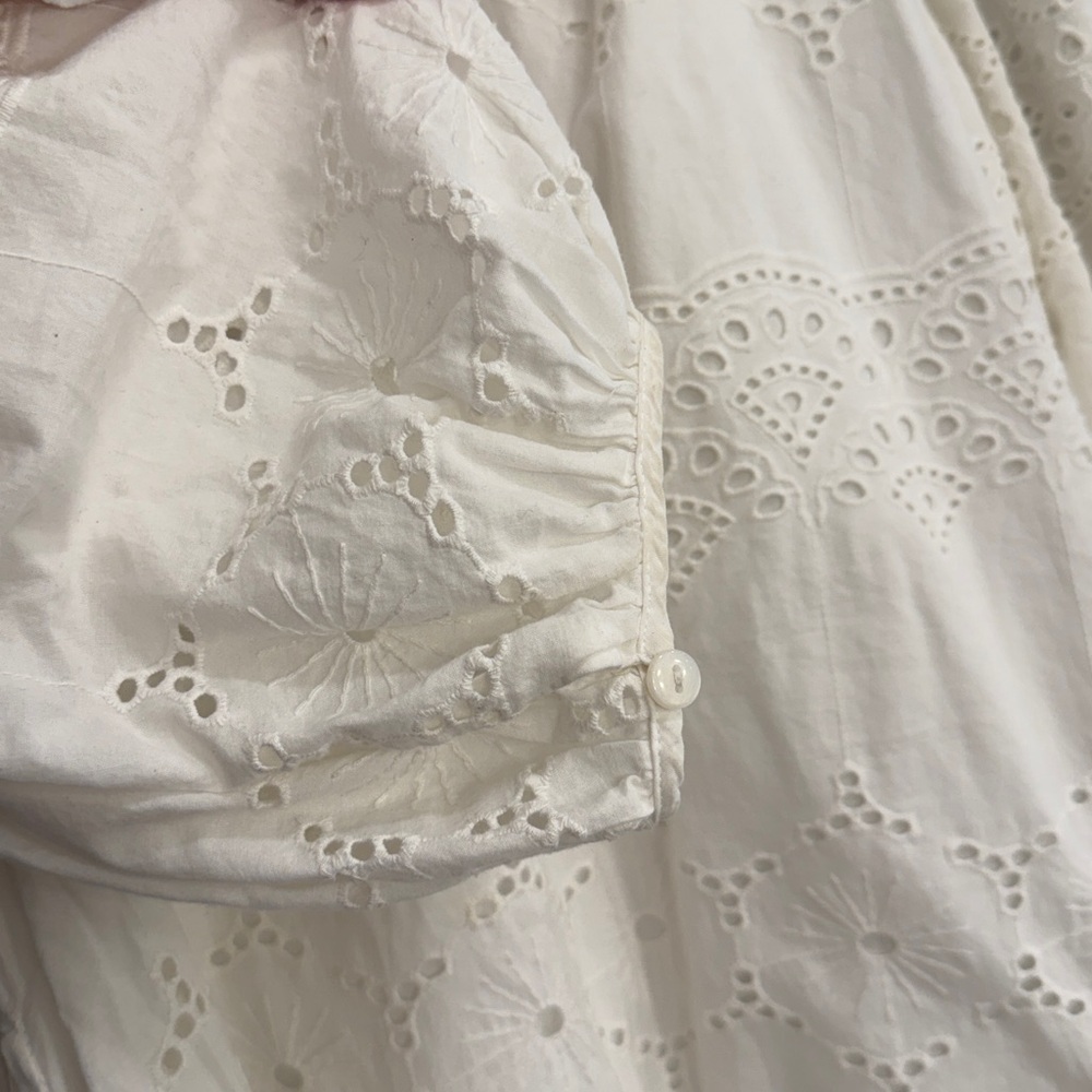 Universal Thread Cream Eyelet Blouse - image 3